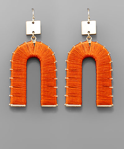 THREADED U DANGLE EARRINGS