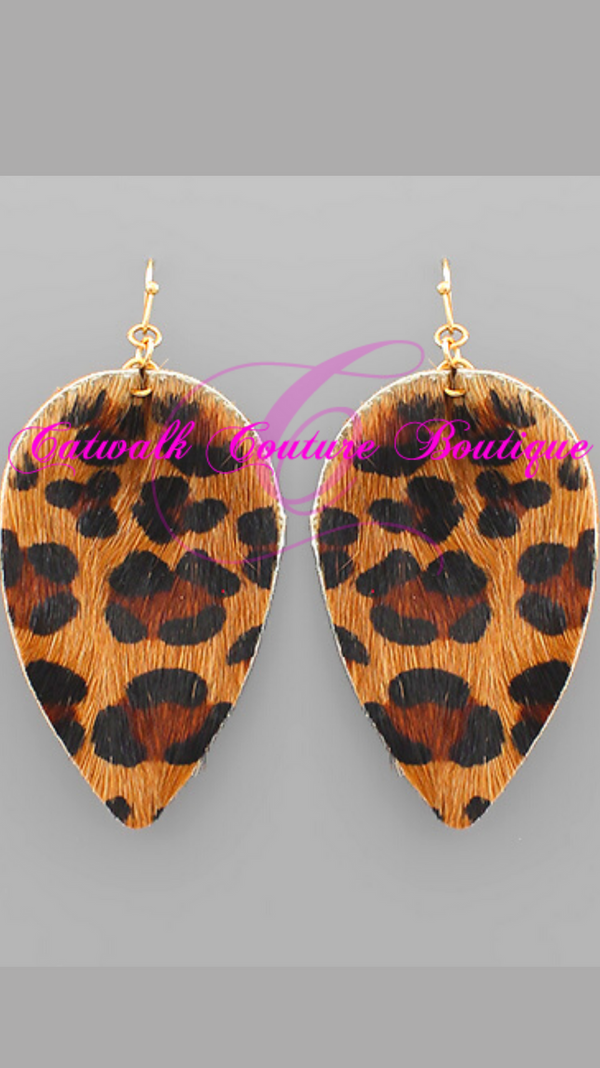 LEOPARD CALF HAIR DANGLE EARRINGS