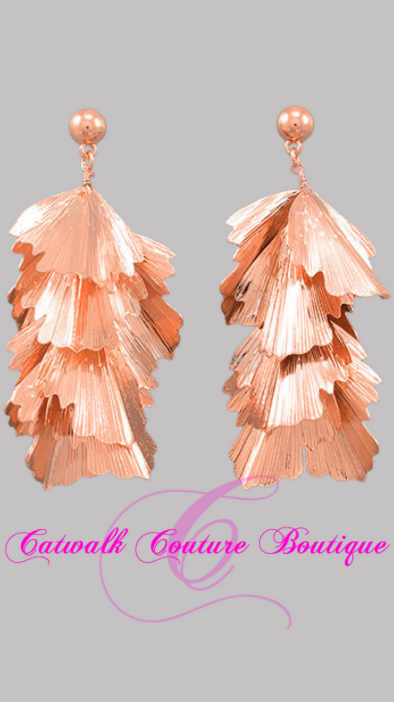 SEASONS DANGLE EARRINGS