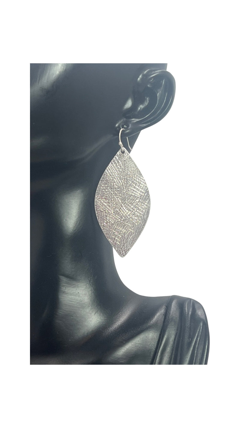 TEXTURED LEAF DANGLE EARRINGS